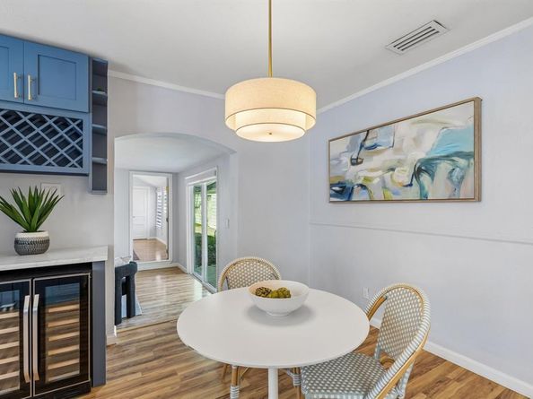 5739  Ellsworth Avenue , Dallas Texas 75206