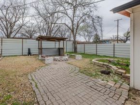 1445  Templecliff Drive , Dallas Texas 75217