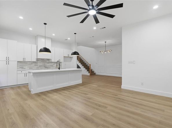 3708  Spence Street , Dallas Texas 75215