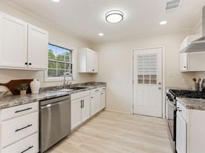 4121  Alamo Avenue , Fort Worth Texas 76107