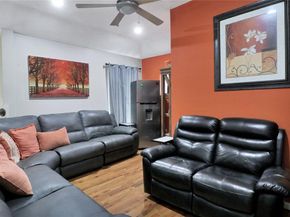 1637  Arbor Ridge Drive , Fort Worth Texas 76112
