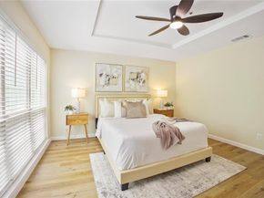 4303  Buena Vista Street  201, Dallas Texas 75205