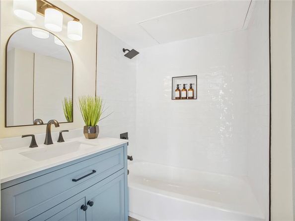 4303  Buena Vista Street  201, Dallas Texas 75205