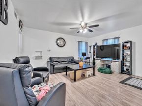 419  Joyce Street , Arlington Texas 76010