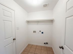 657  Handle Drive , Crowley Texas 76036