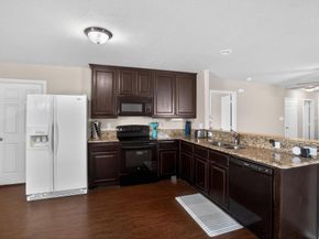 1609  Village Park Trail , Burleson Texas 76028