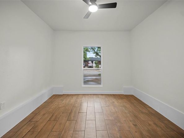 1110  Ryan Avenue , Carrollton Texas 75006