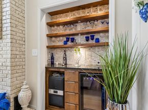 6813  Battle Creek Road , Fort Worth Texas 76116