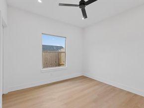 10118  Budtime Lane , Dallas Texas 75217