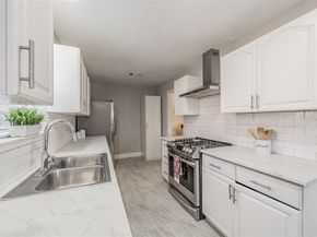 808  Intervale Drive , Garland Texas 75043