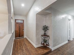 808  Intervale Drive , Garland Texas 75043