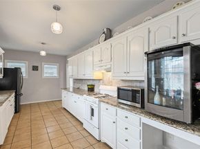 1632  Washington Avenue , Fort Worth Texas 76104