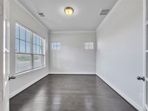 1401  Birds Fort Trail , Arlington Texas 76005