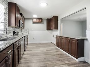 705  Vine Street , Euless Texas 76040