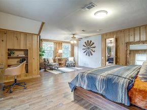 1505 N Riverside Drive , Fort Worth Texas 76111