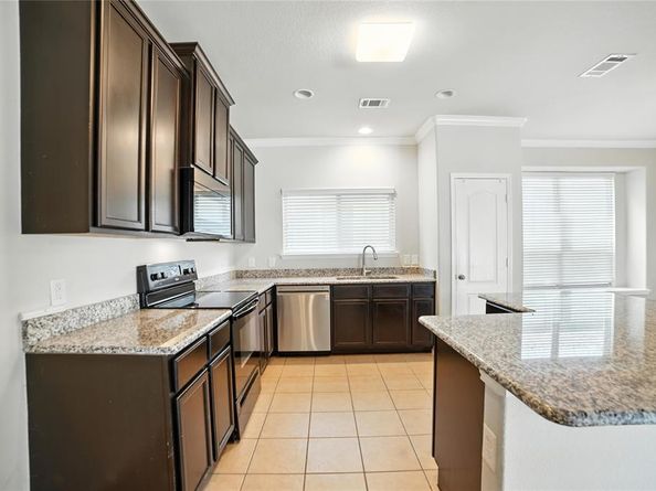 937  King George Lane , Savannah Texas 76227