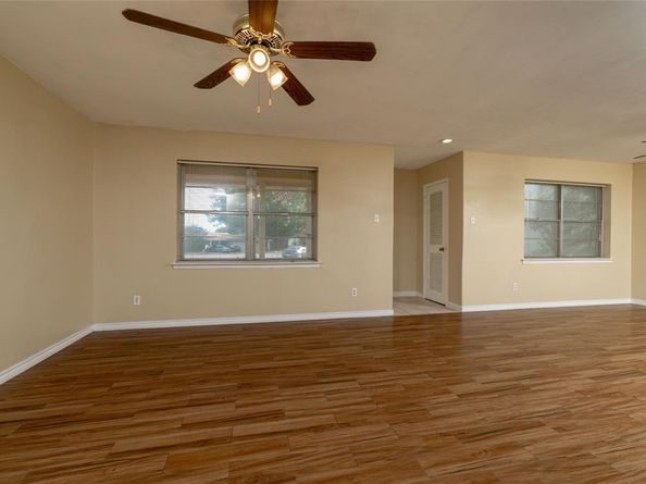 3934  Wind River Court , Irving Texas 75062