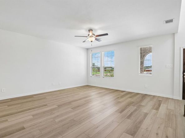 2613  Hot Springs Drive , Corinth Texas 76210