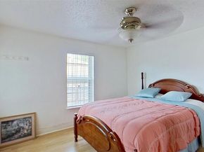 3237  Hanger Avenue , Fort Worth Texas 76105