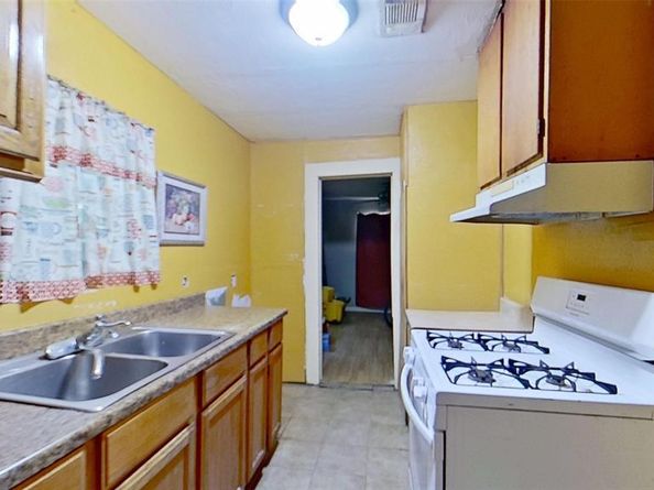3237  Hanger Avenue , Fort Worth Texas 76105