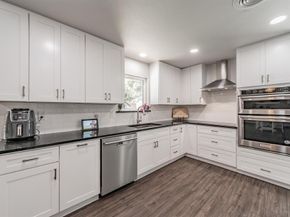 1718  Millmar Circle , Dallas Texas 75228