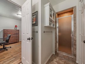 1718  Millmar Circle , Dallas Texas 75228