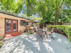 1718  Millmar Circle , Dallas Texas 75228