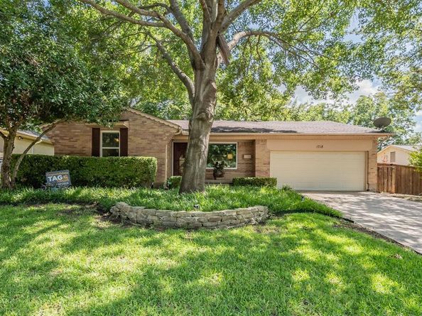 1718  Millmar Circle , Dallas Texas 75228