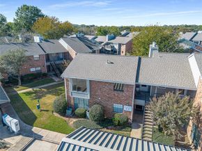 2732  Copper Creek Drive  201, Arlington Texas 76006