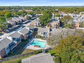 2732  Copper Creek Drive  201, Arlington Texas 76006