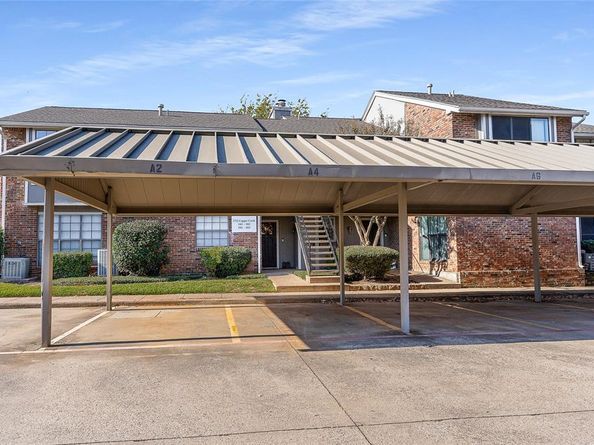 2732  Copper Creek Drive  201, Arlington Texas 76006