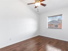 2732  Copper Creek Drive  201, Arlington Texas 76006