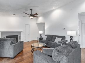 2732  Copper Creek Drive  201, Arlington Texas 76006