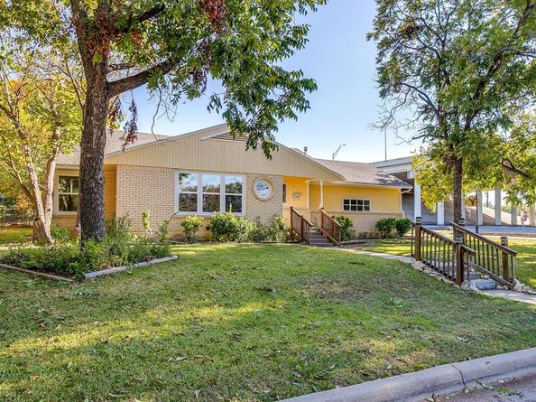 3973 W Spurgeon Street , Fort Worth Texas 76133