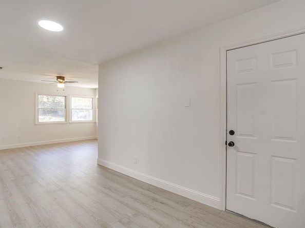 3973 W Spurgeon Street , Fort Worth Texas 76133