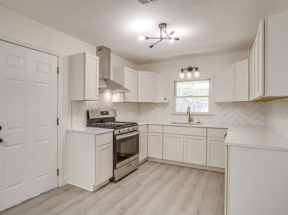 3973 W Spurgeon Street , Fort Worth Texas 76133