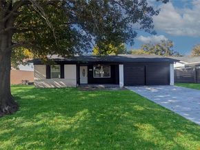 1007 N Cottonwood Drive , Richardson Texas 75080