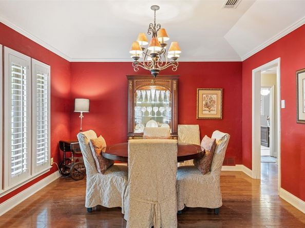 6906  Brentfield Drive , Dallas Texas 75248