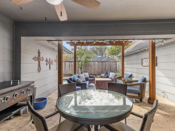 6906  Brentfield Drive , Dallas Texas 75248