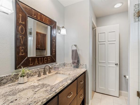 6906  Brentfield Drive , Dallas Texas 75248