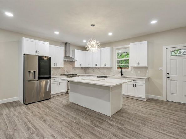 518 S Cockrell Hill Road , Cockrell Hill Texas 75211