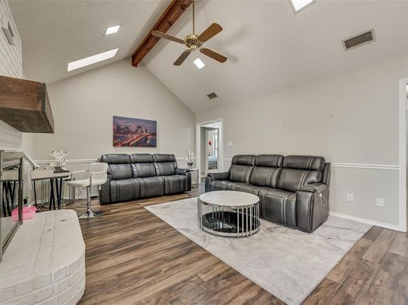 4102  Autumn Ridge Court , Arlington Texas 76016