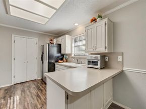 4102  Autumn Ridge Court , Arlington Texas 76016