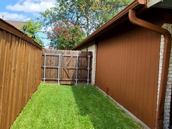 553  Doral Place , Garland Texas 75043