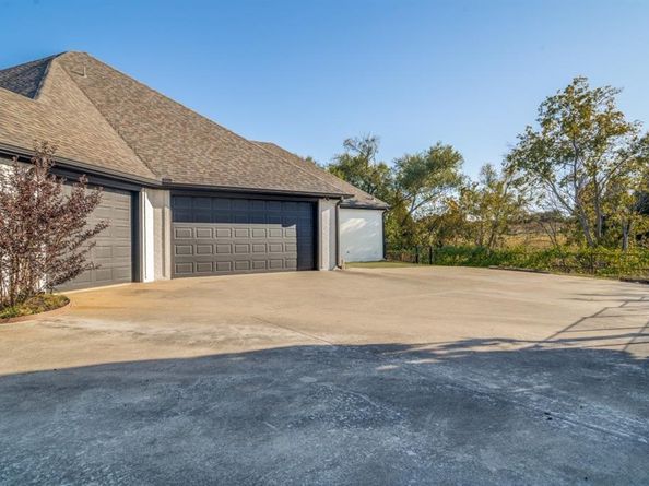 422  Mustang Drive , Sunnyvale Texas 75182