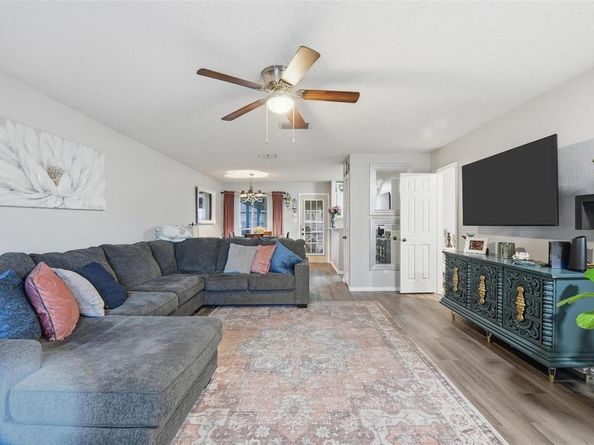 5728  Giddyup Lane , Fort Worth Texas 76179