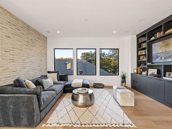 5230  Richard Avenue , Dallas Texas 75206