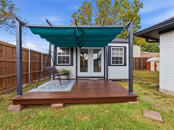 1322  David Drive , Garland Texas 75043