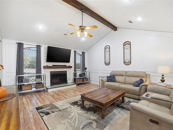 1322  David Drive , Garland Texas 75043