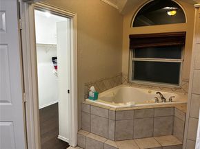 520  Kelley Court , Fort Worth Texas 76120